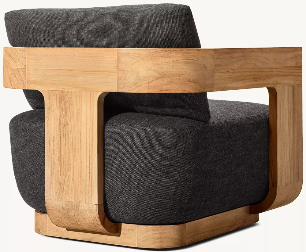 Einzelstuhl für den Außenbereich aus natürlichem Teakholz