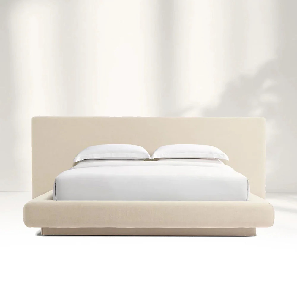 Zeitgenössisches weiches strukturiertes beige Bett