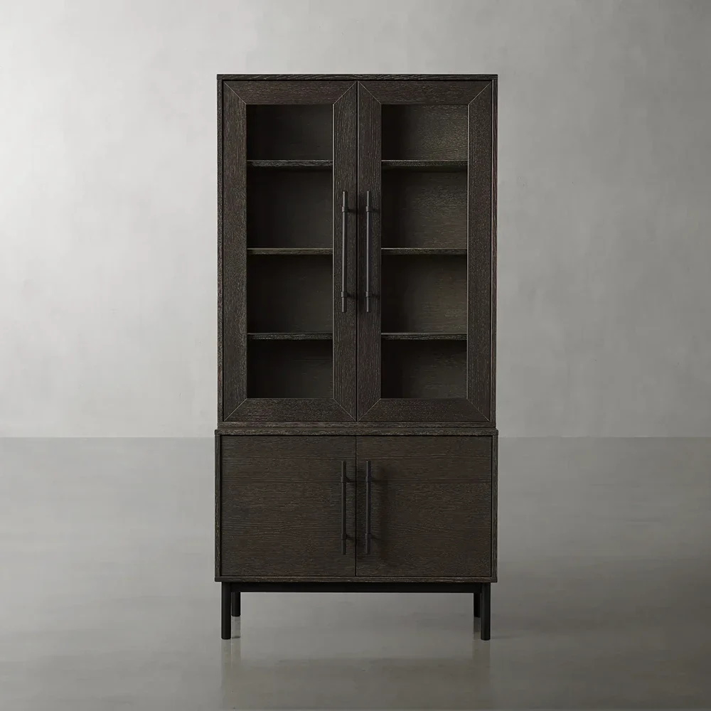 Elegante Silhouette-Vitrine