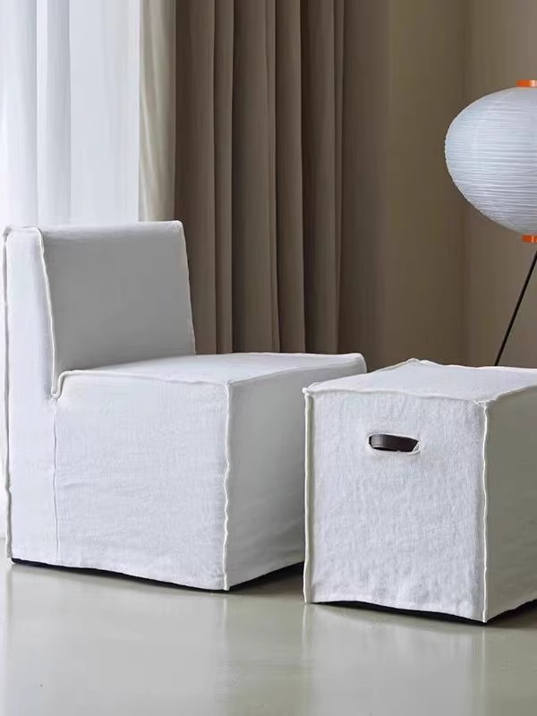  Raumkompatible Sofa mit geringer sättigender Sättigung