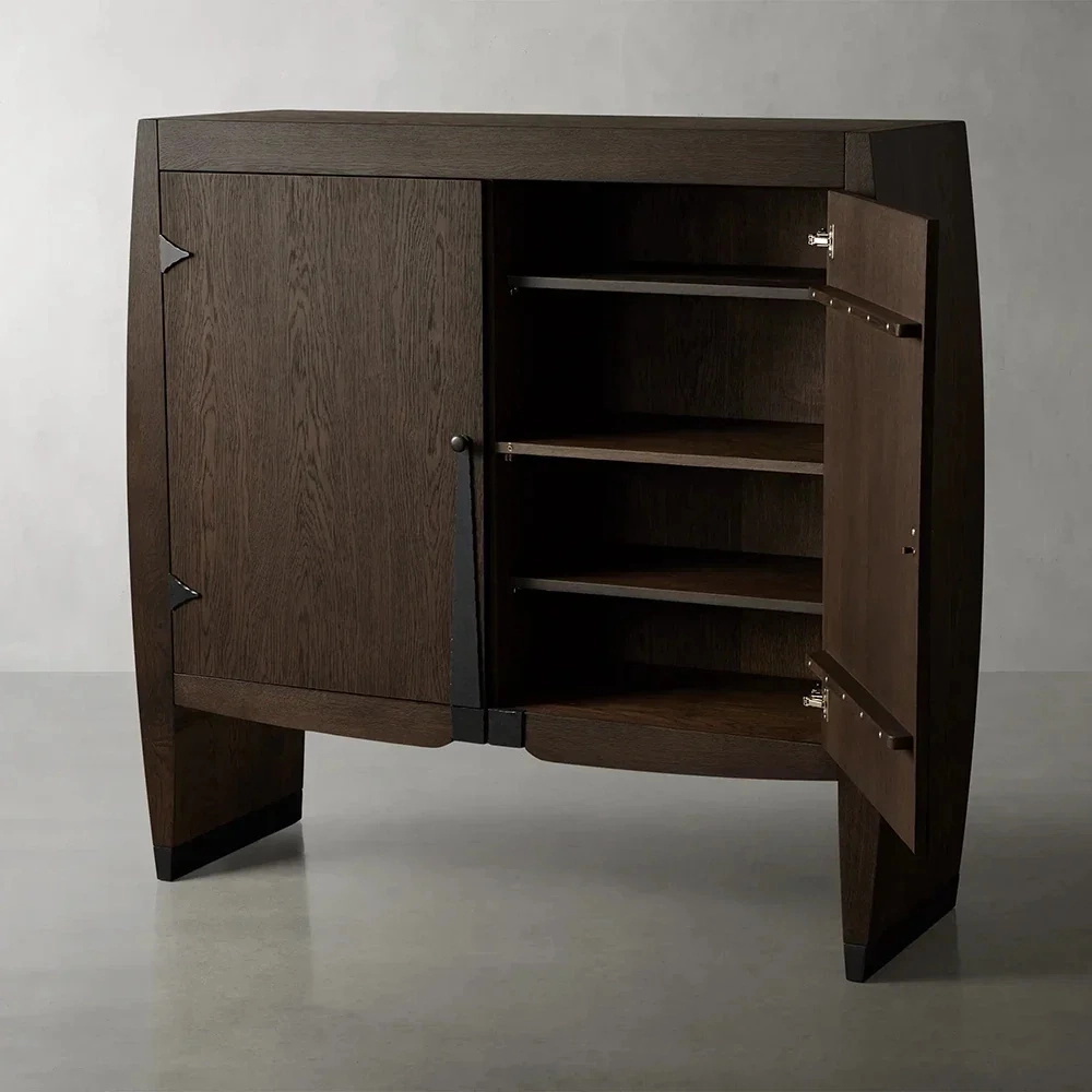 K&uuml;nstlerische Eiche - Accent -Kabinett beenden