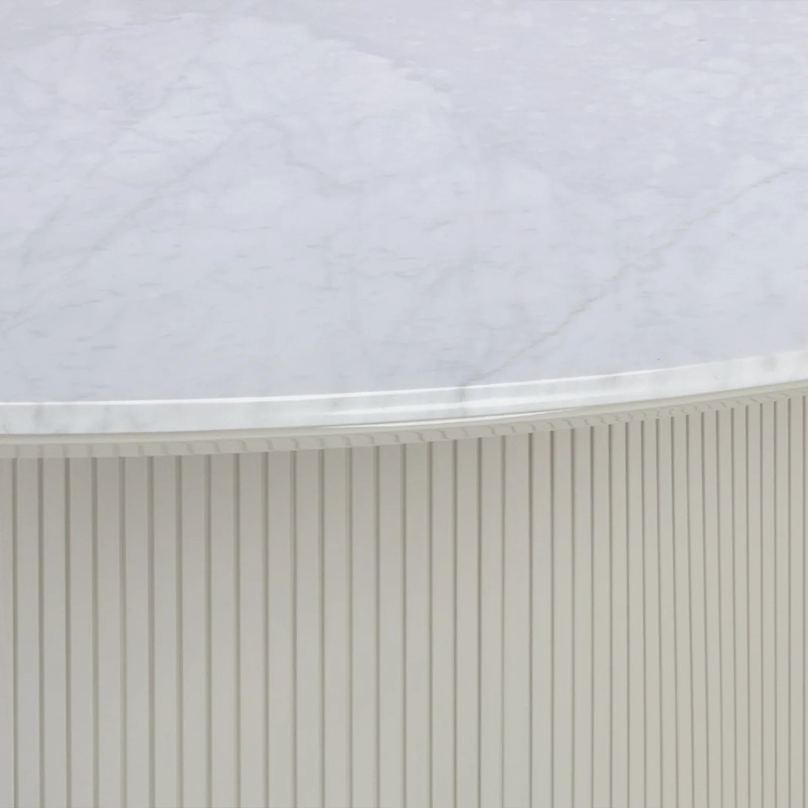 Finnley Sleekmarble Oval Tisch