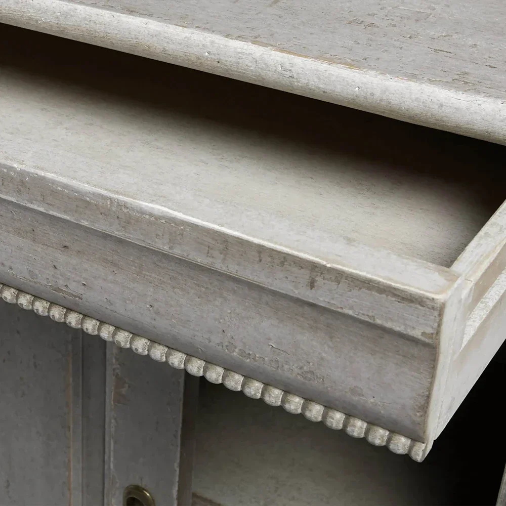 Multi -Regal -Eichenbuchhandel